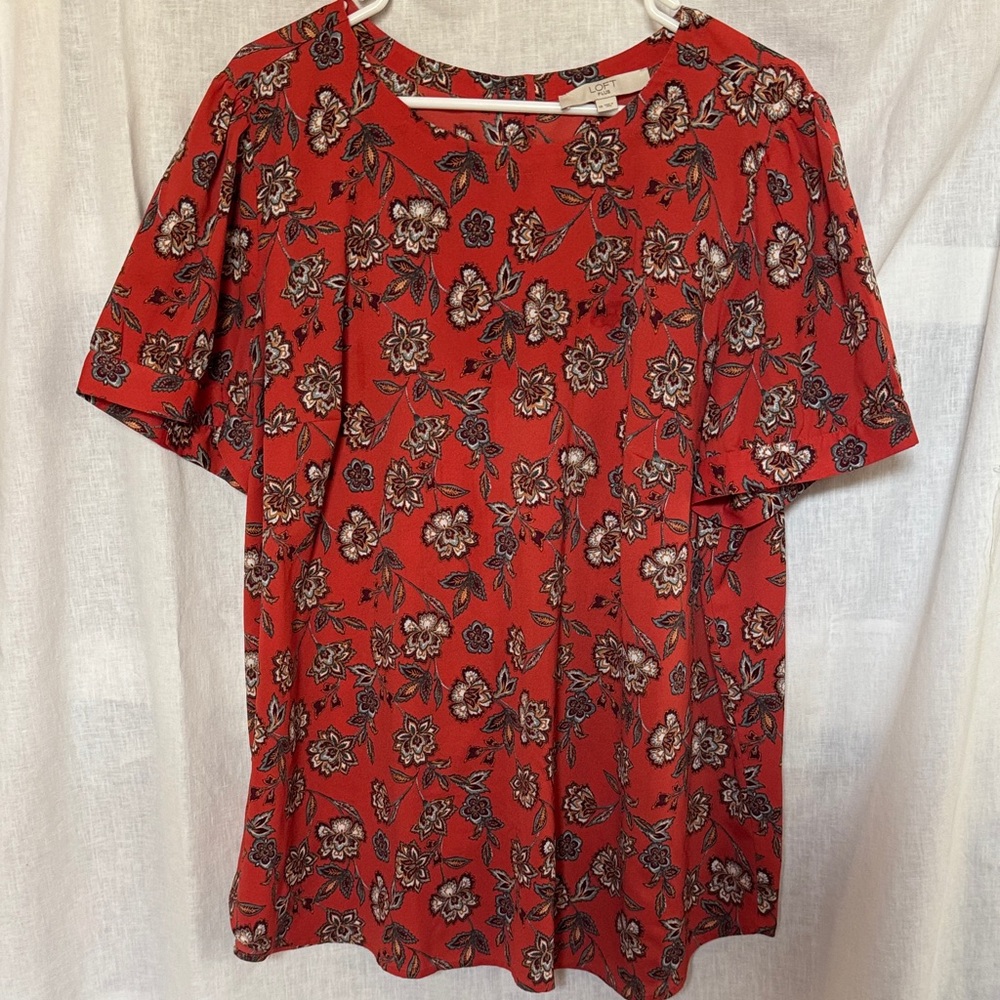 LOFT Red Floral Pattern Blouse